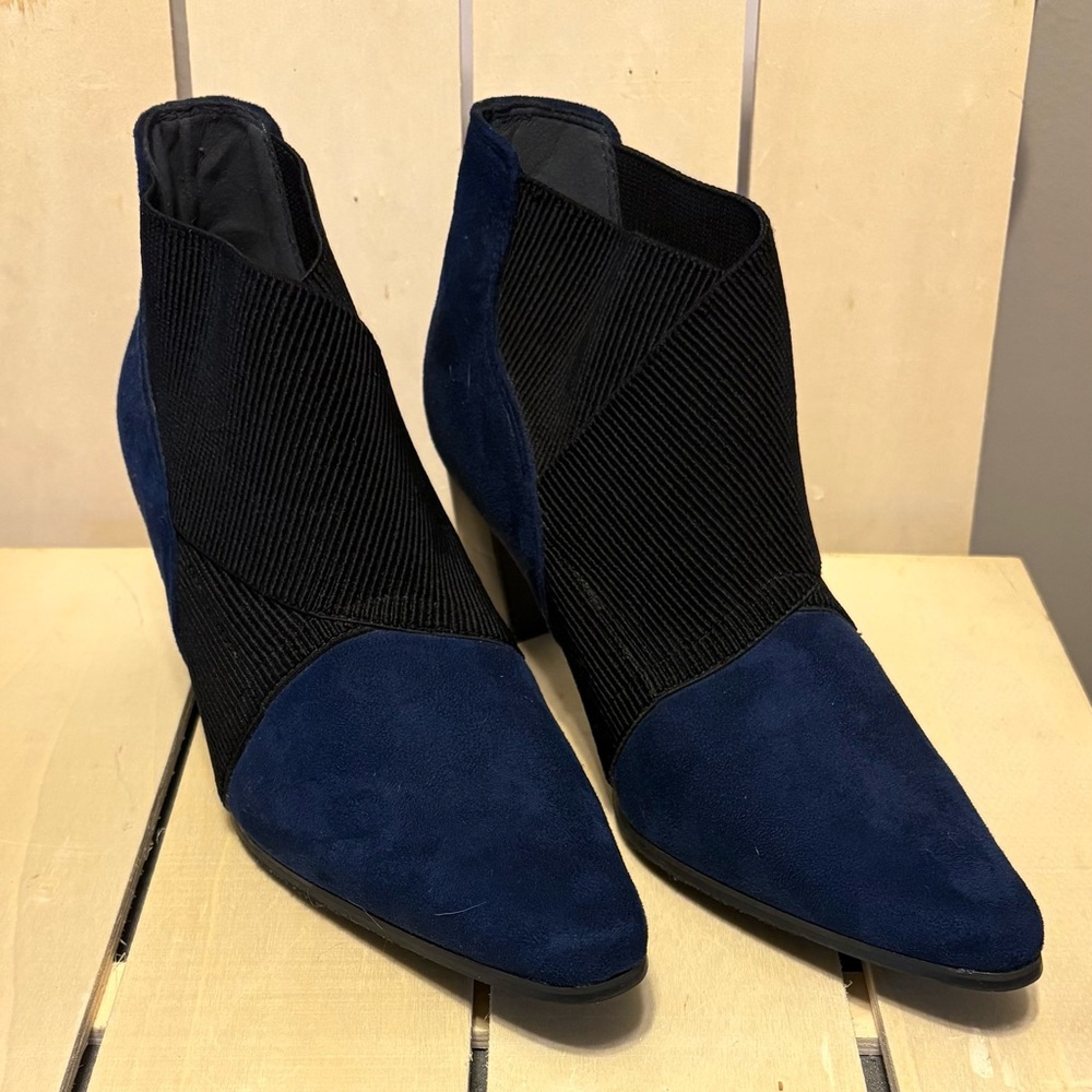 Chic Black and Blue Women's Ankle Boots